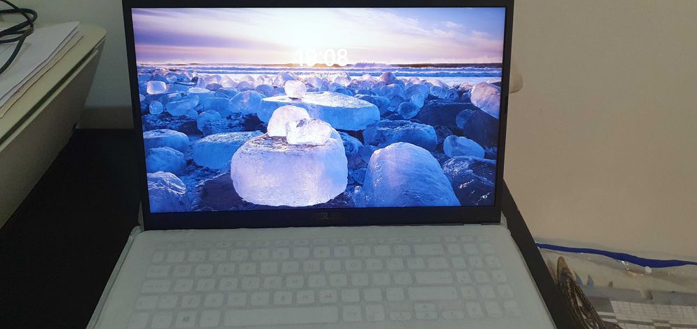 Portátil Asus 11th gen i5