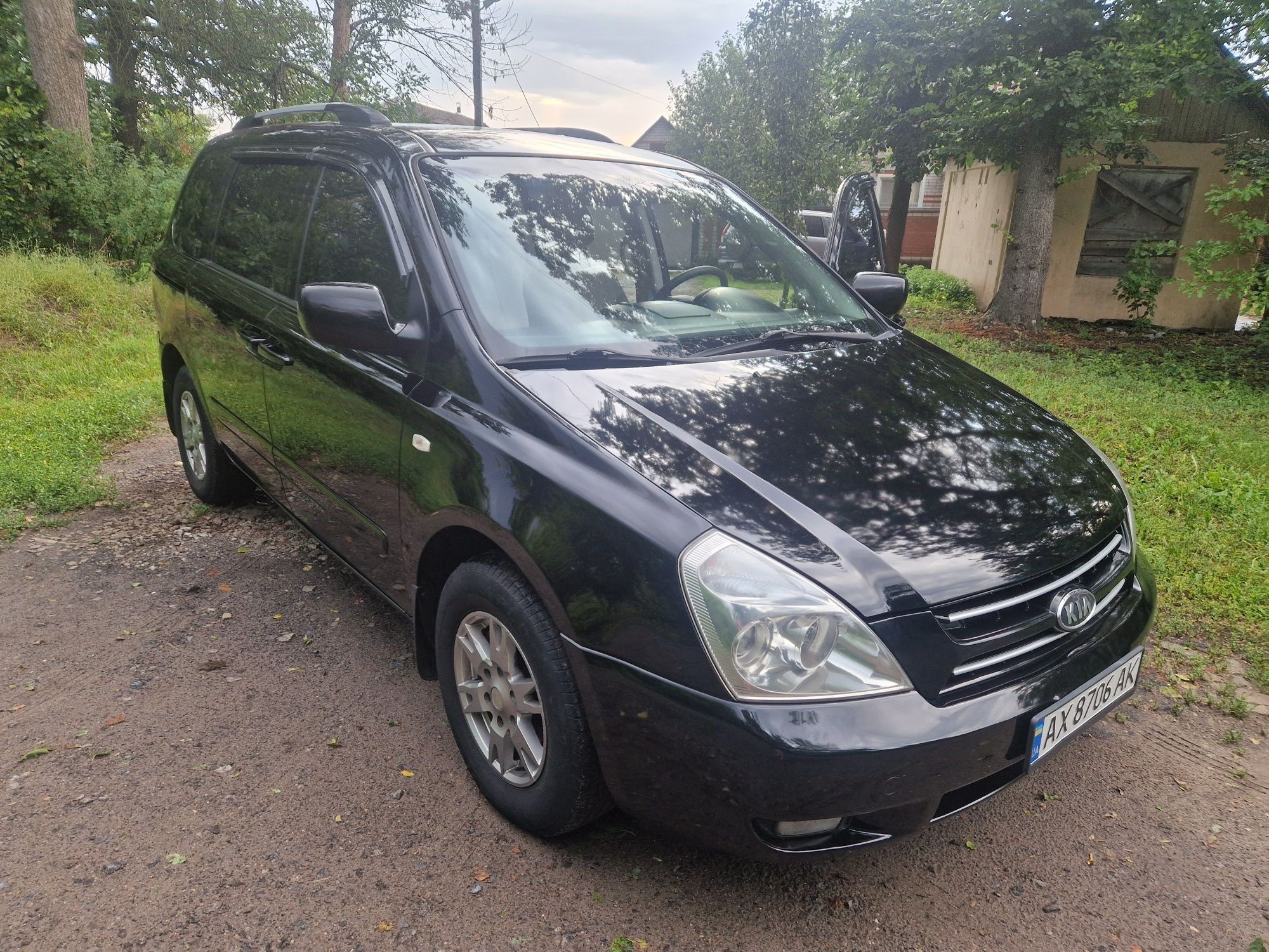 Продам кіа карнава