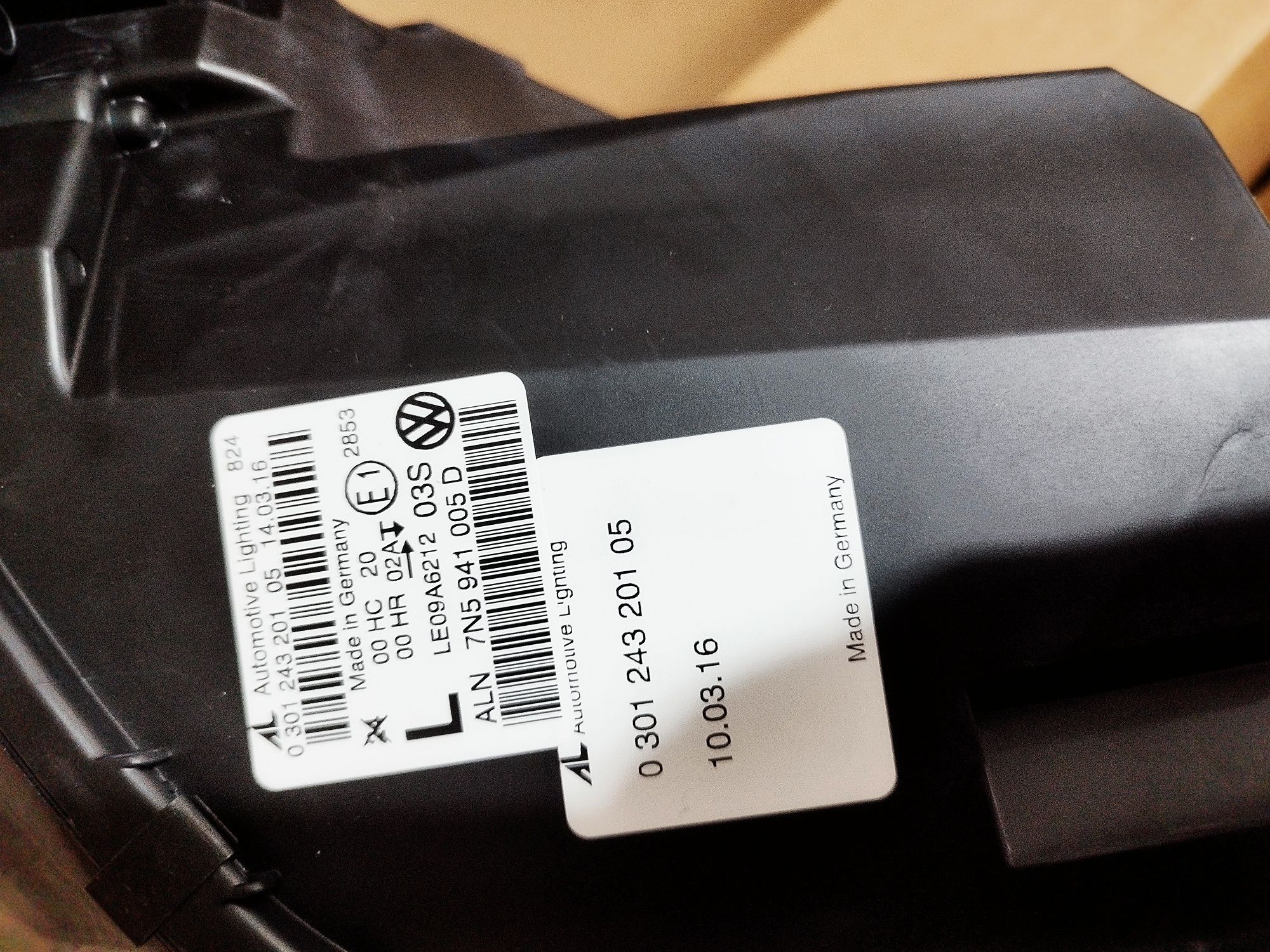 Vendo farol golf vll lado esquerdo