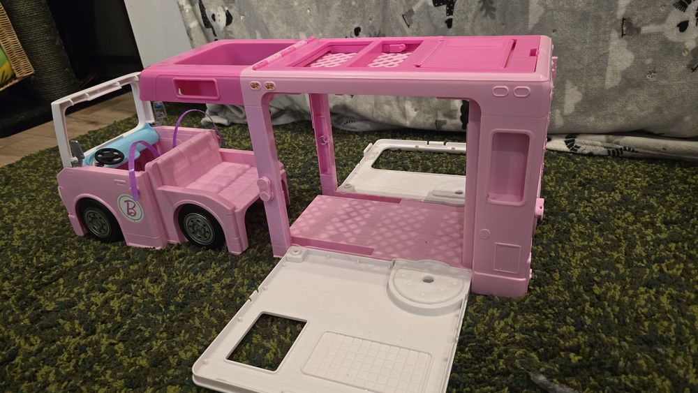 Kamper XXL dla lalek Barbie