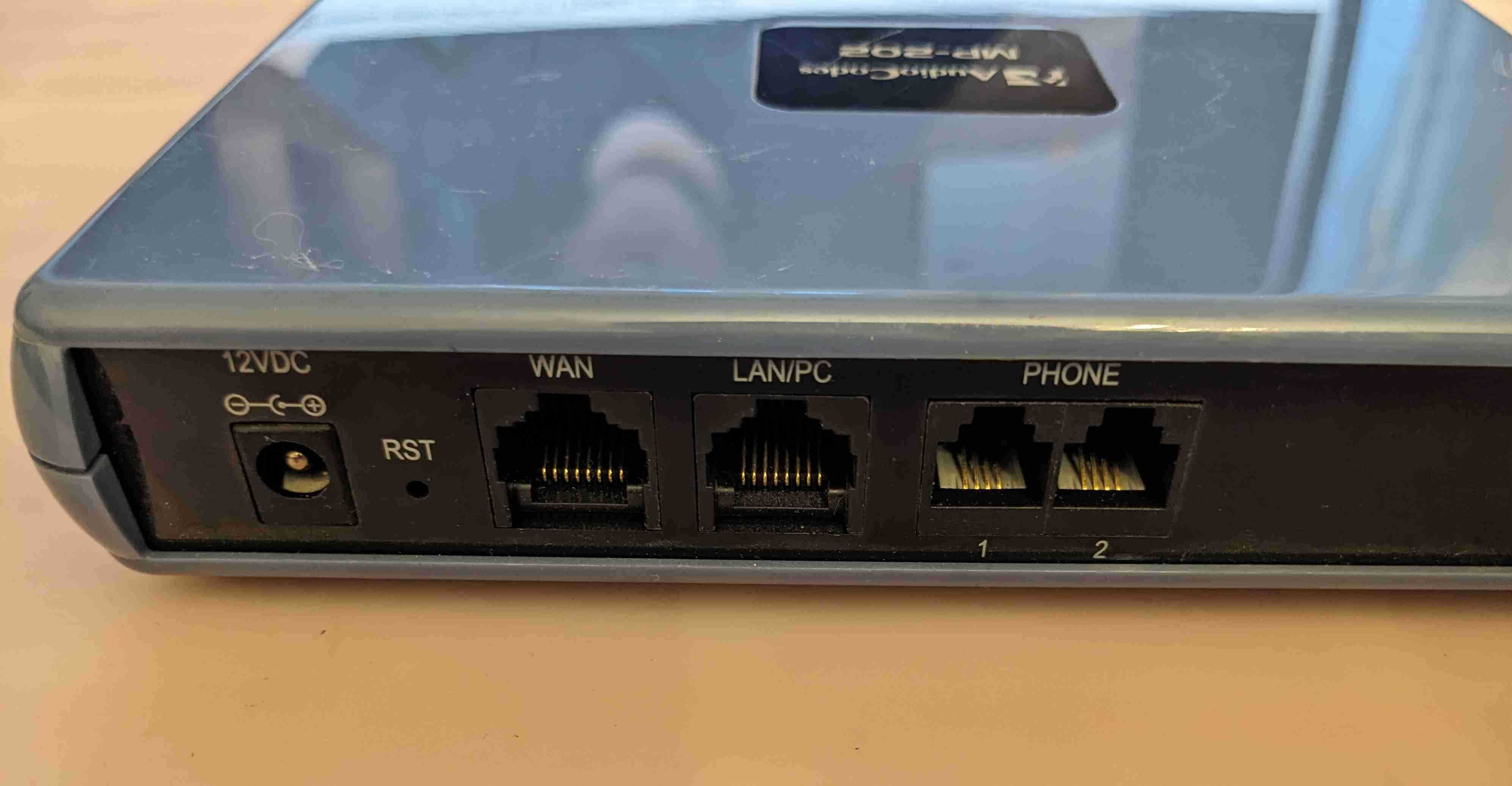 Голосовой FXS-шлюз AudioCodes MP-202 Mediapack