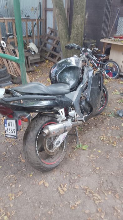 Honda cbr 1100 SC35 A  cała na cześci