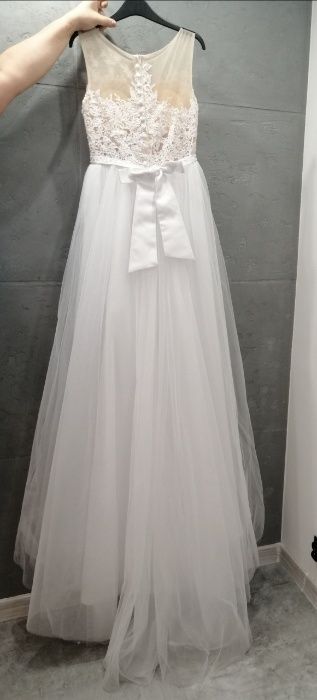 Cudowna suknia ślubna, rozmiar 36-38, biała, kokarda, koronka