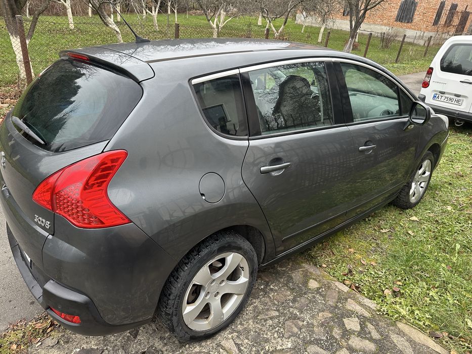 Aвто Peugeot 3008