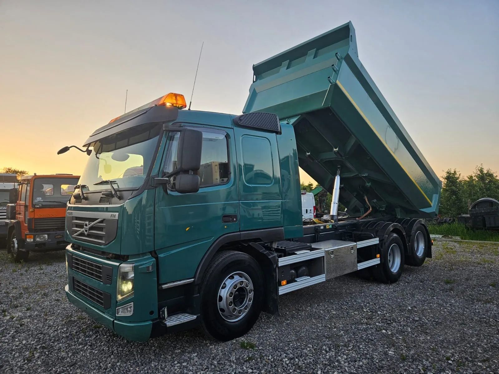 Volvo FM 340 6x2  Wywrotka, Wibrator Sprowadzony