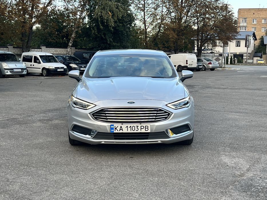 Ford Fusion гібрид