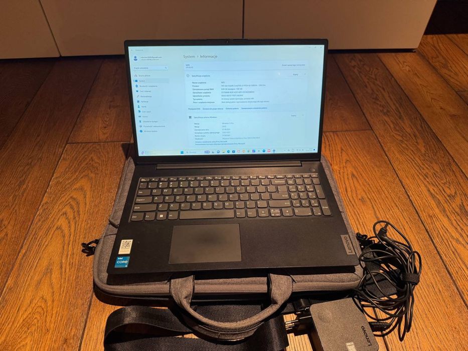 Laptop Lenovo V15 G2 ITL INTEL I3 posiadam 3