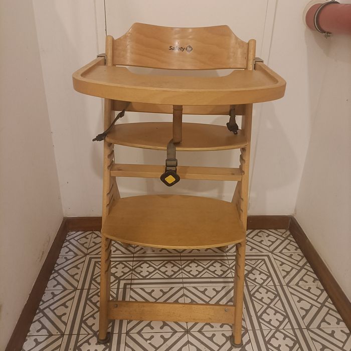 Cadeira Bebé e Criança em madeira