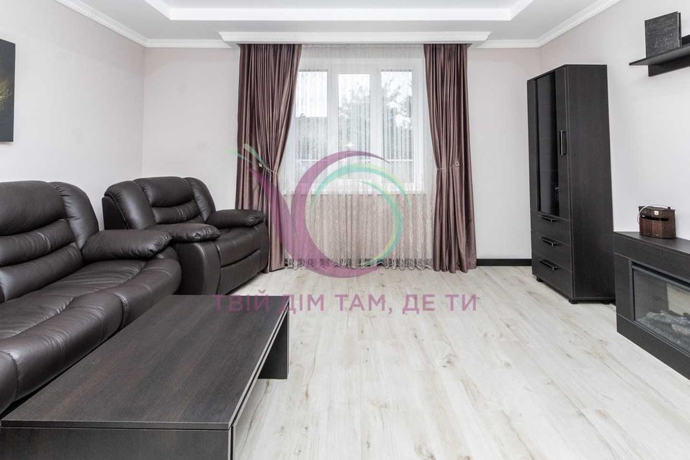 Новий ТОП Особняк з ремонтом Готовий до заїзду, в місті район Велмарт