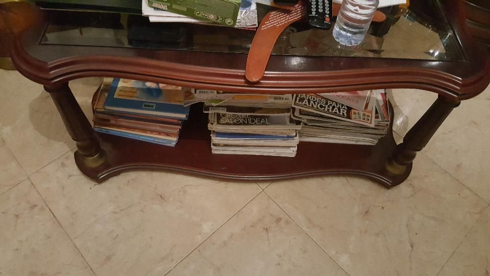 Mesa de centro e Mesa de Apoio em mogno e vidro