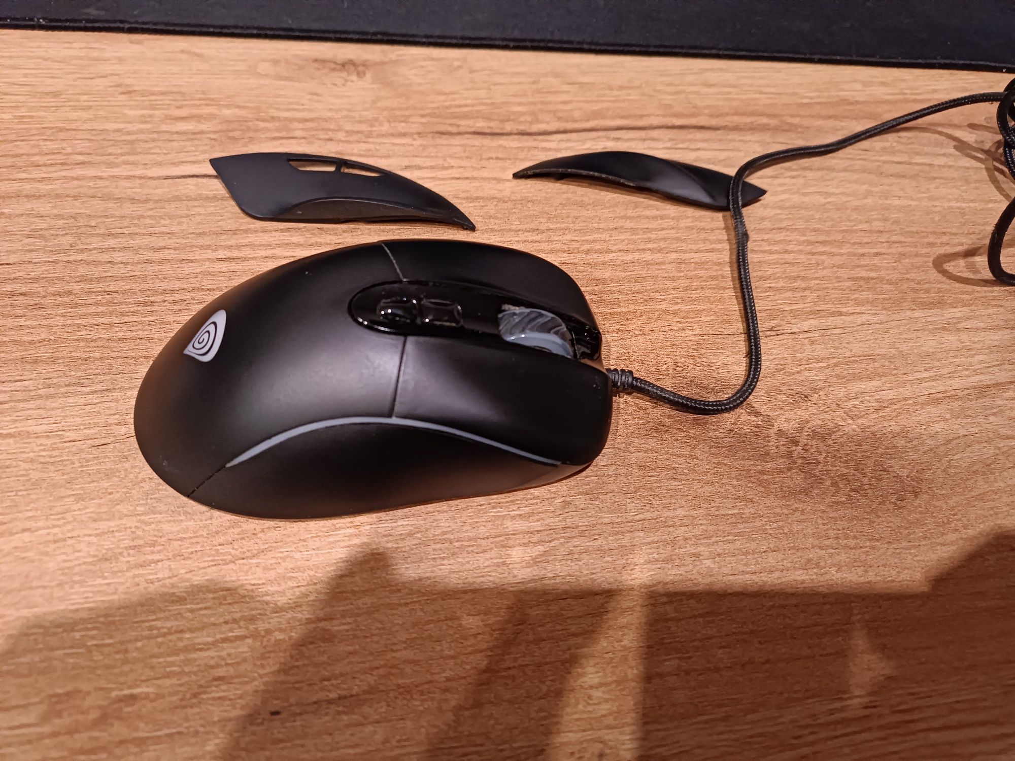 Myszka genesis xenon 750