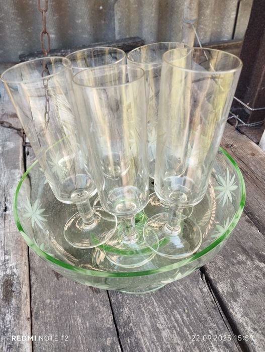 Фруктовниця і бокали СССР часів