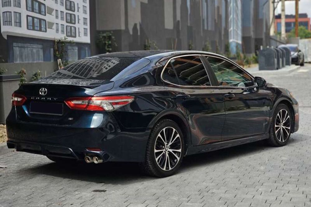 Toyota Camry 2018
