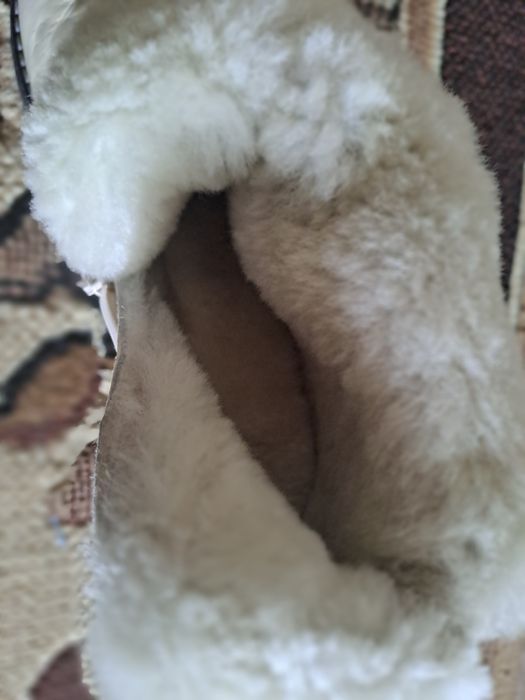 Взуття жіноче гарний стан