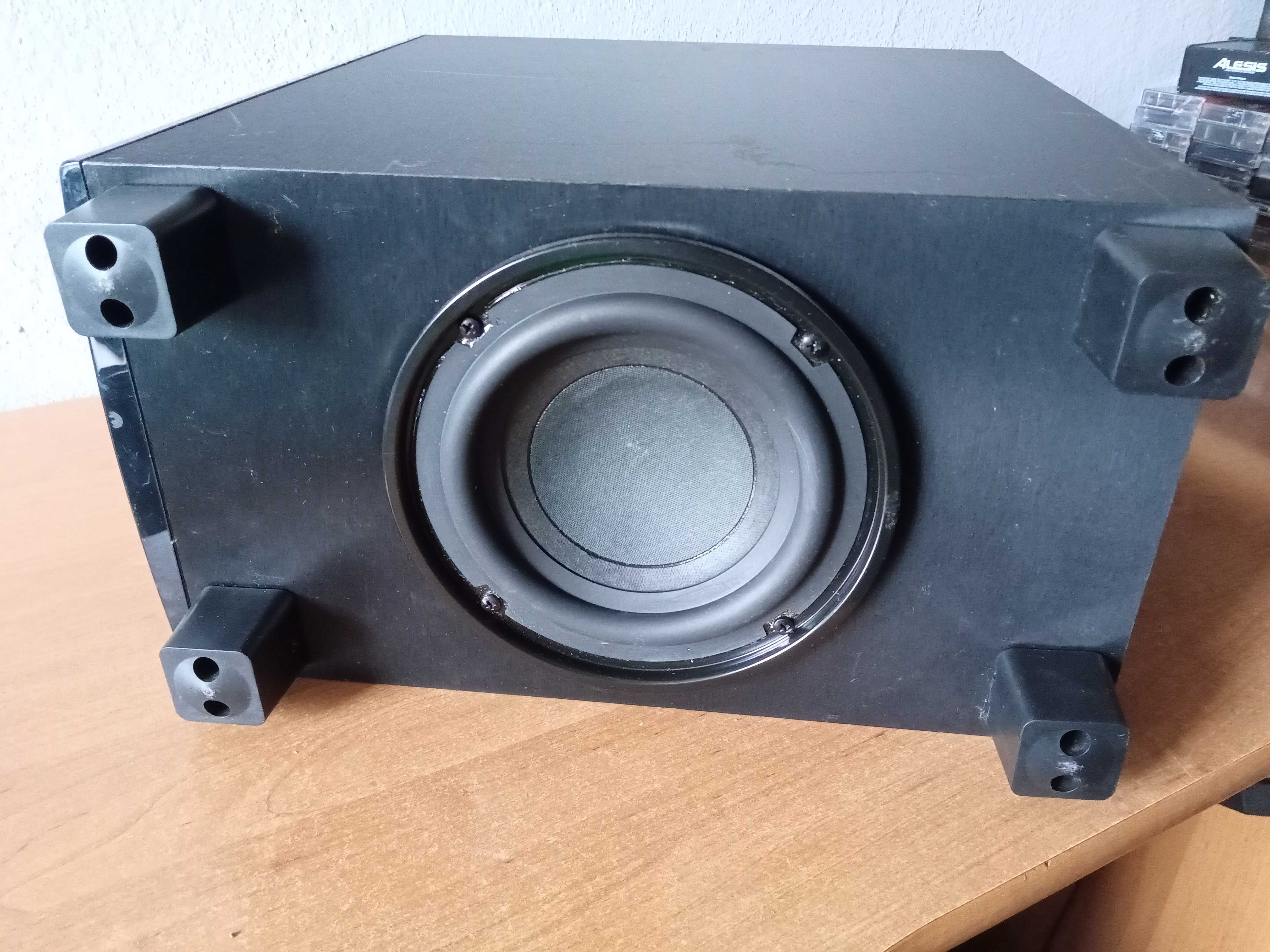 Pasywny Subwoofer ONKYO SKW-338 z satelitami