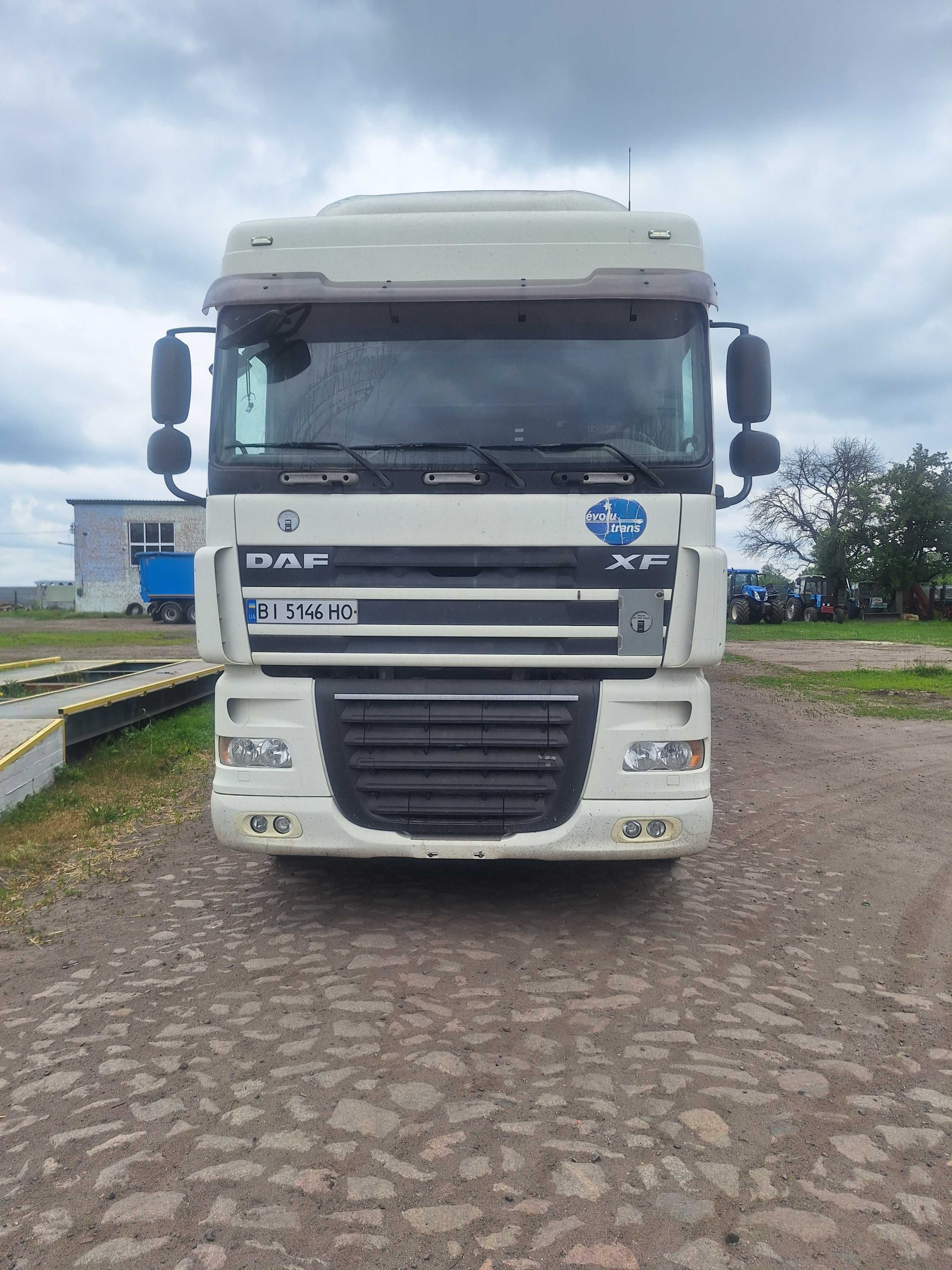 DAF XF 105.410 2007р.в. + напівпричіп зерновоз 2013р.в.