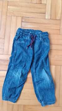 Spodnie jeansy dla chłopca rozmiar 98