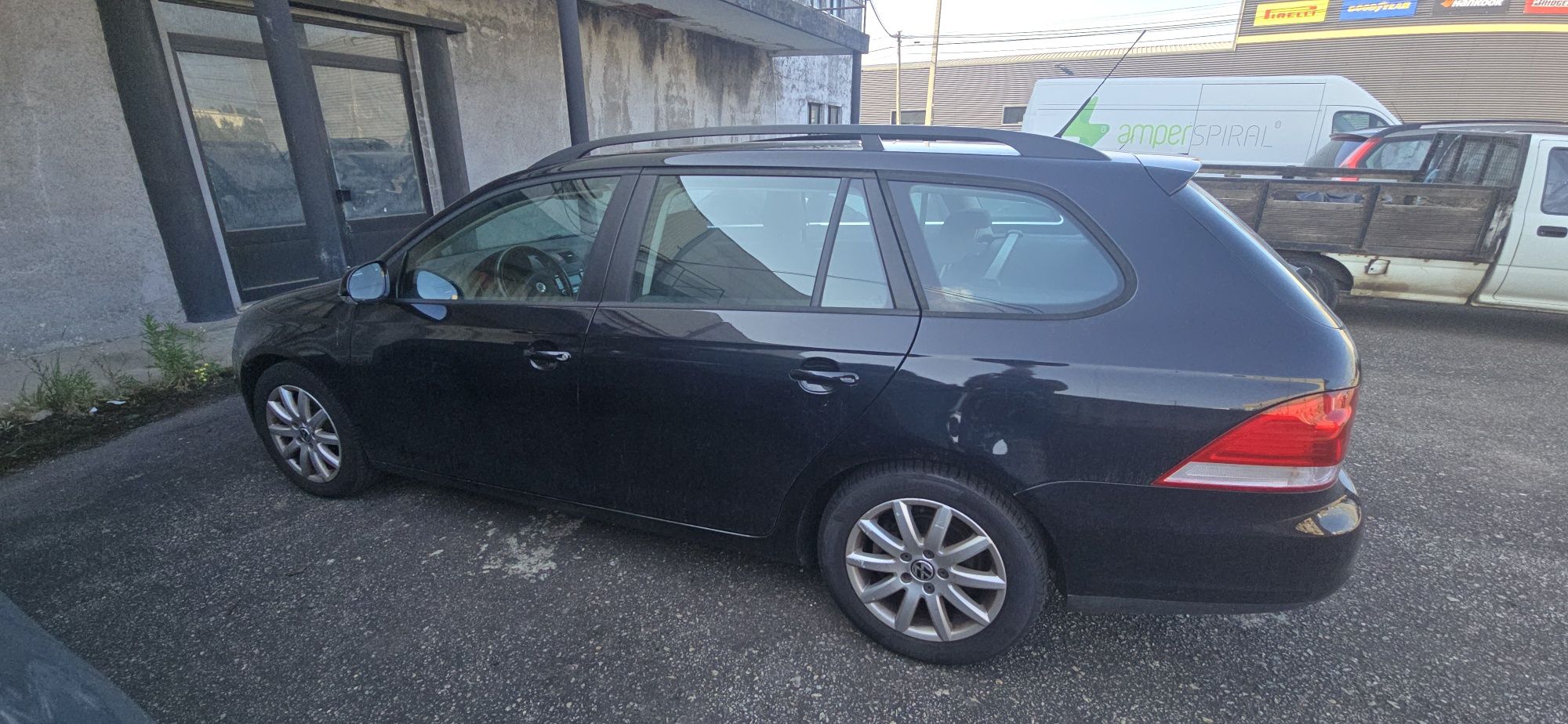 VW Golf v variant 1.9 tdi com motor avariado