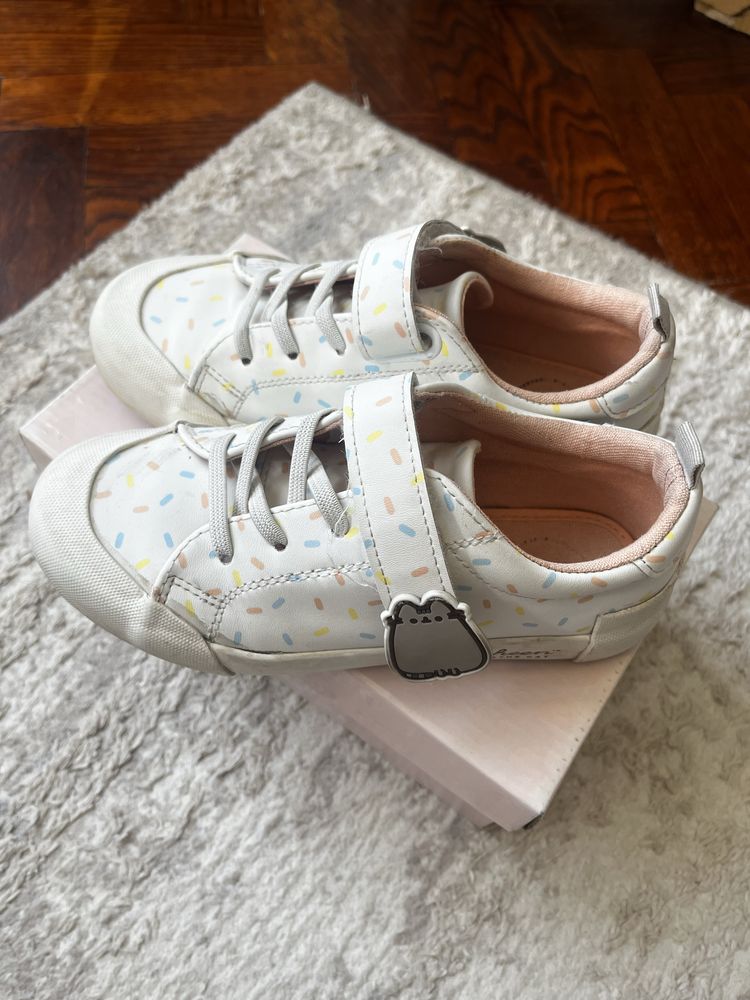Buty dziewczęce Pusheen Reserved roz.32