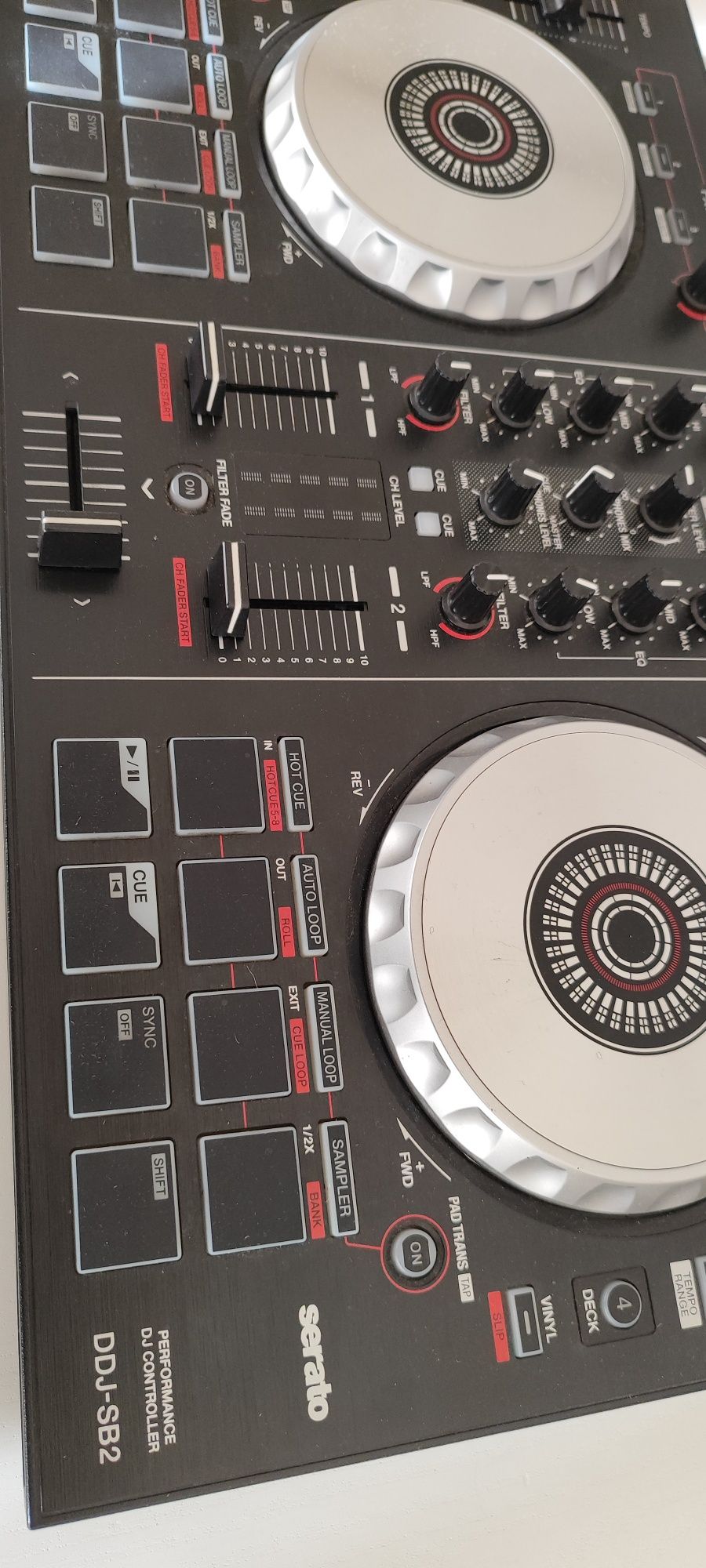 Controlador Pioneer DDJ-SB2