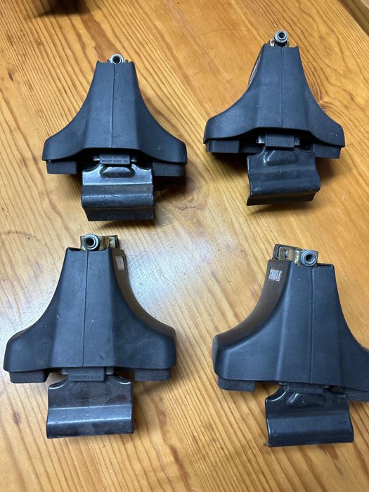 Kit Fixação Barras de tejadilho Thule para Renault Grand Scenic 2009