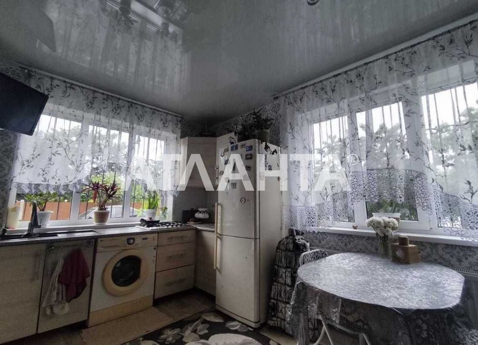 Новый 2 этажный дом в 7ми км от Одессы + 6соток земли.