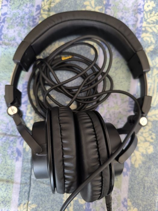 Vendo auscultadores audio Technica  ATH 50x Negociável