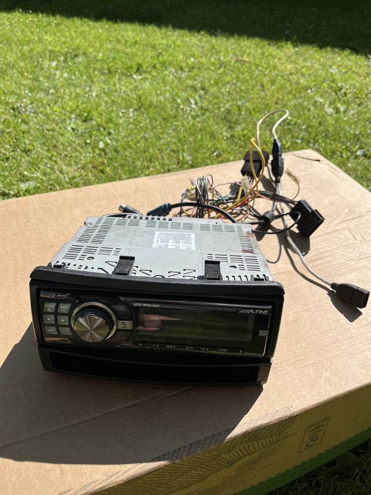 Radio Alpine CDE-9880R CD MP3 USB iPod 4x50W – Sprawne