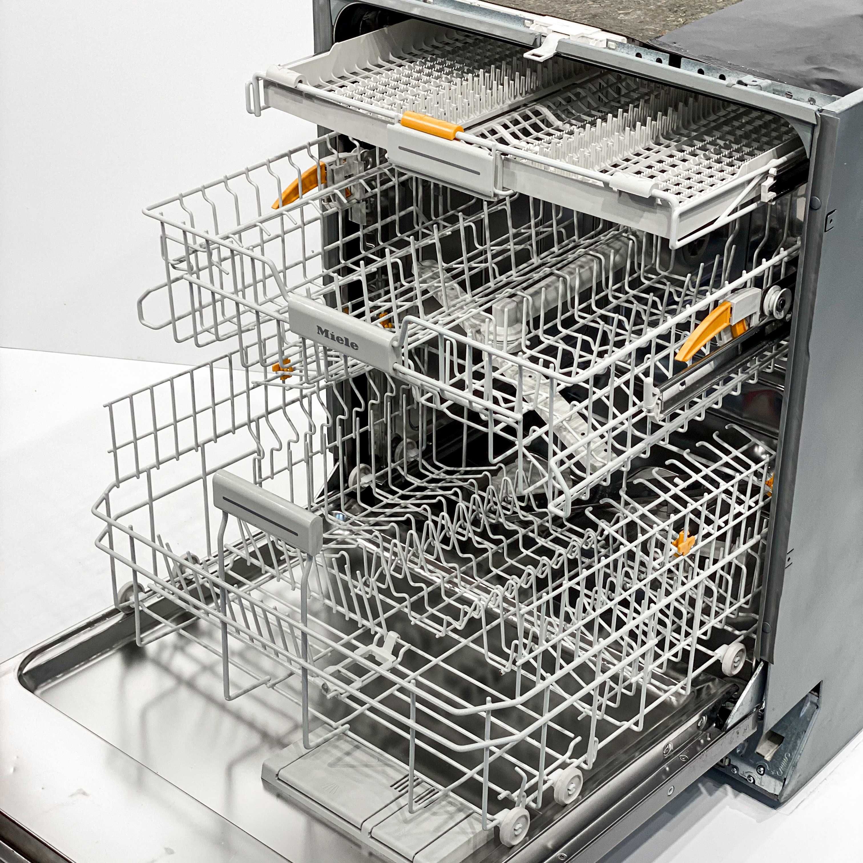 Посудомийна машина Miele G 6360 SCVi під повну забудову