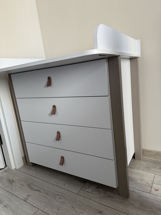 Комод з пеленальним столиком