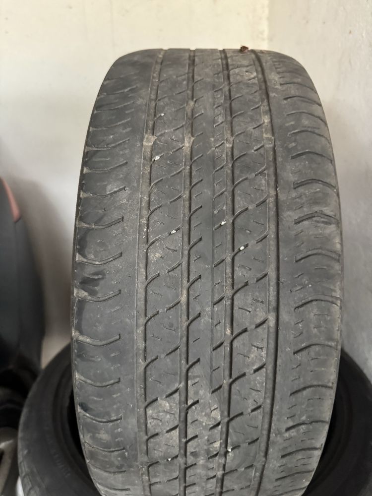Continental procontact rx 235 40 19