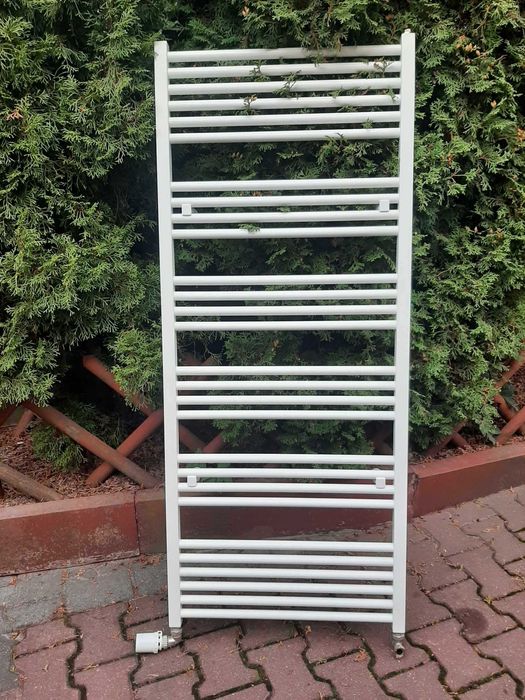 Grzejnik łazienkowy nowy biały