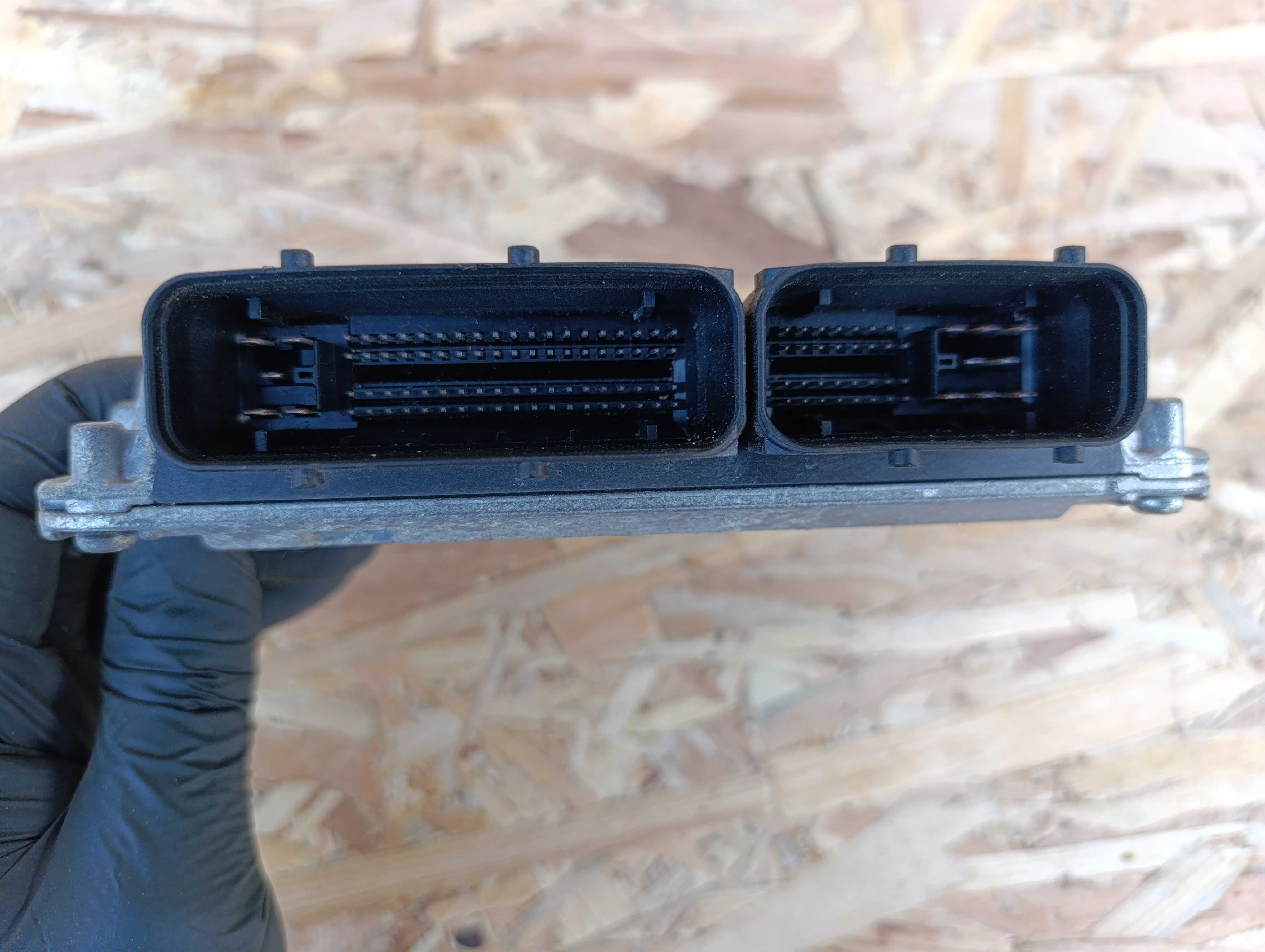 VW audi A3 skoda 1.6 MPI komputer silnika ECU Sterownik 06A906033BB