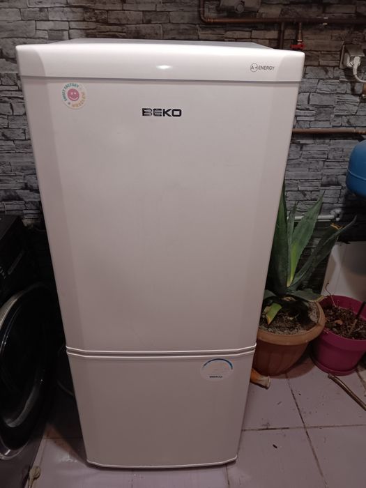 Lodówka   beko  135 cm wysokość