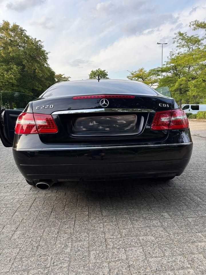 Mercedes E class 220 cdi Coupe