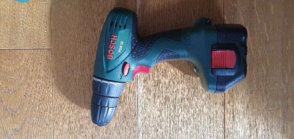 Bosch Psr12 wkrętarka wiertarka 2 akumulatory