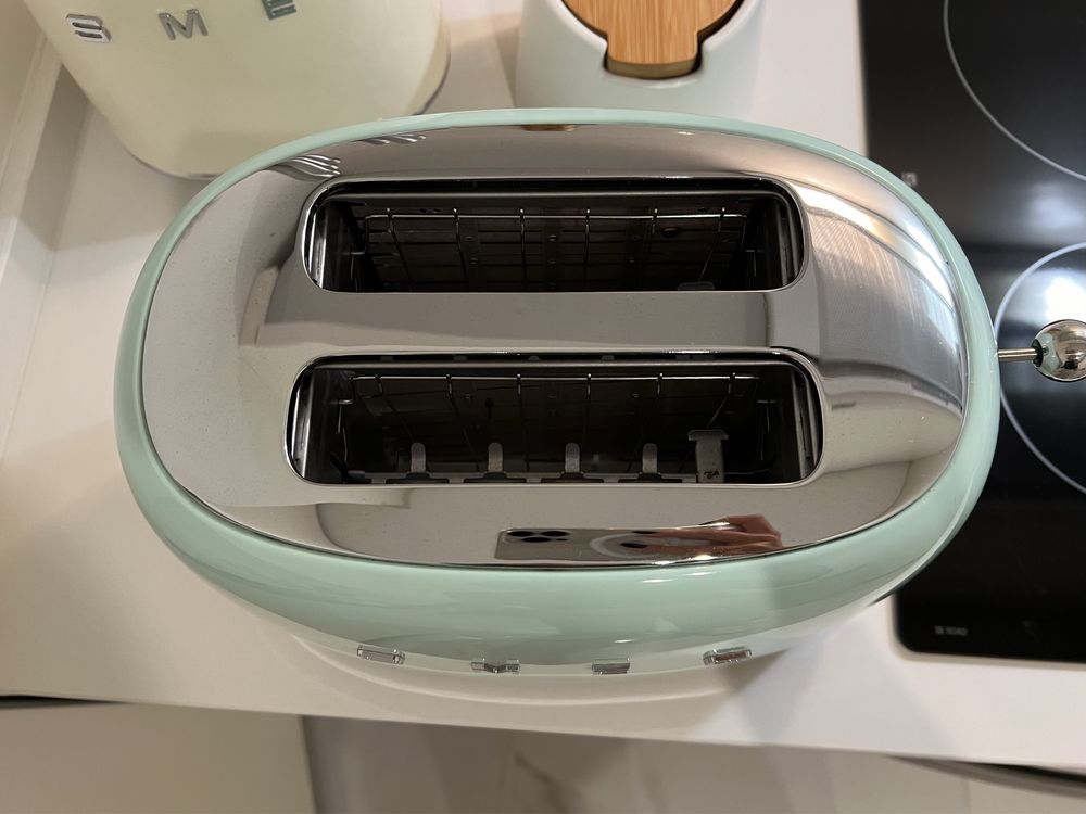 Torradeira Smeg verde água