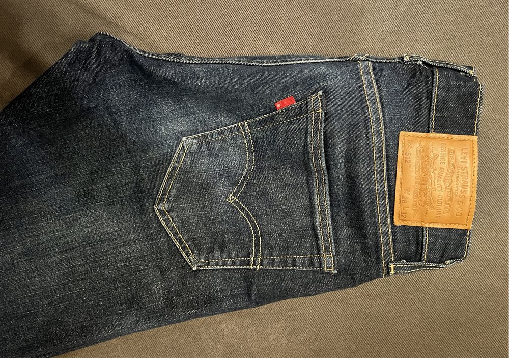 Calças levi’s 512 homem originais como novas