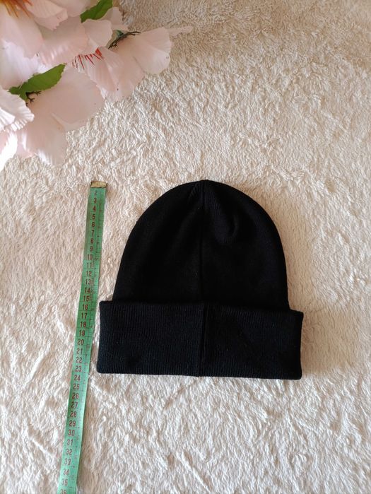 Czapka z żółtym logo Nirvana haftowana Rozmiar uniwersalny