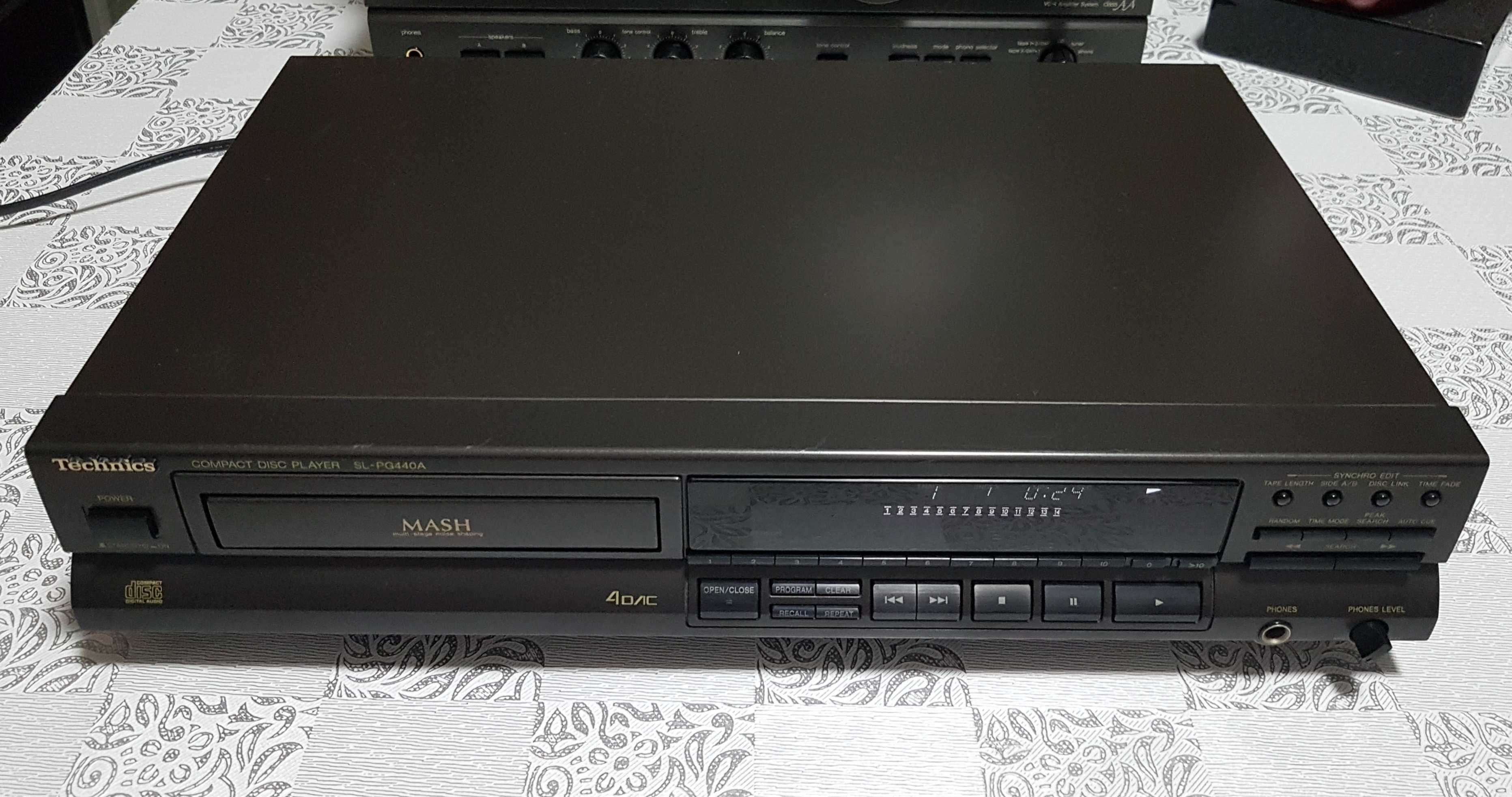 Leitor de CD Technics SL-PG440A