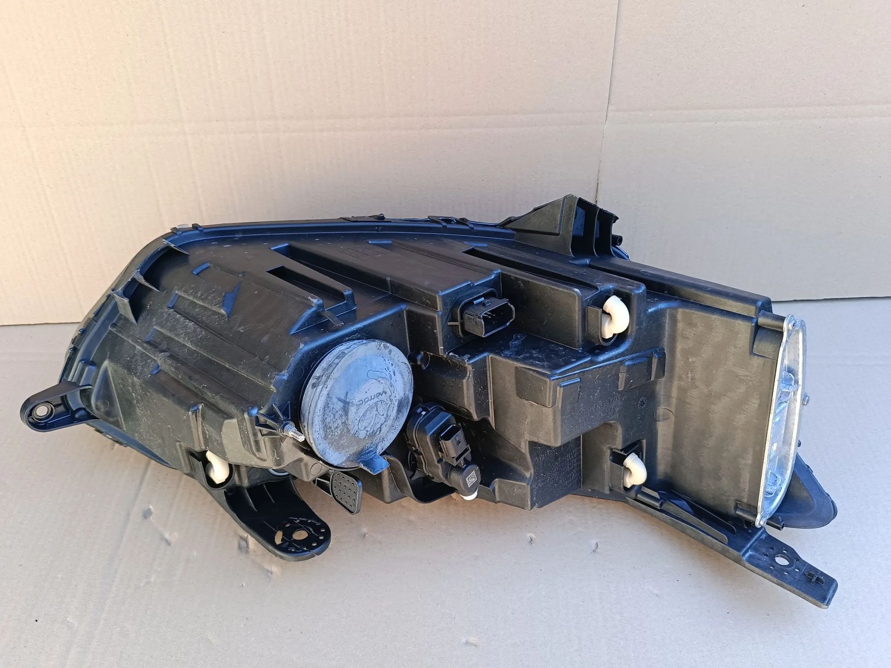 Lampa przednia lewa LED Dacia Sandero 3 III lift Logan Jogger  reflektor 260602561R