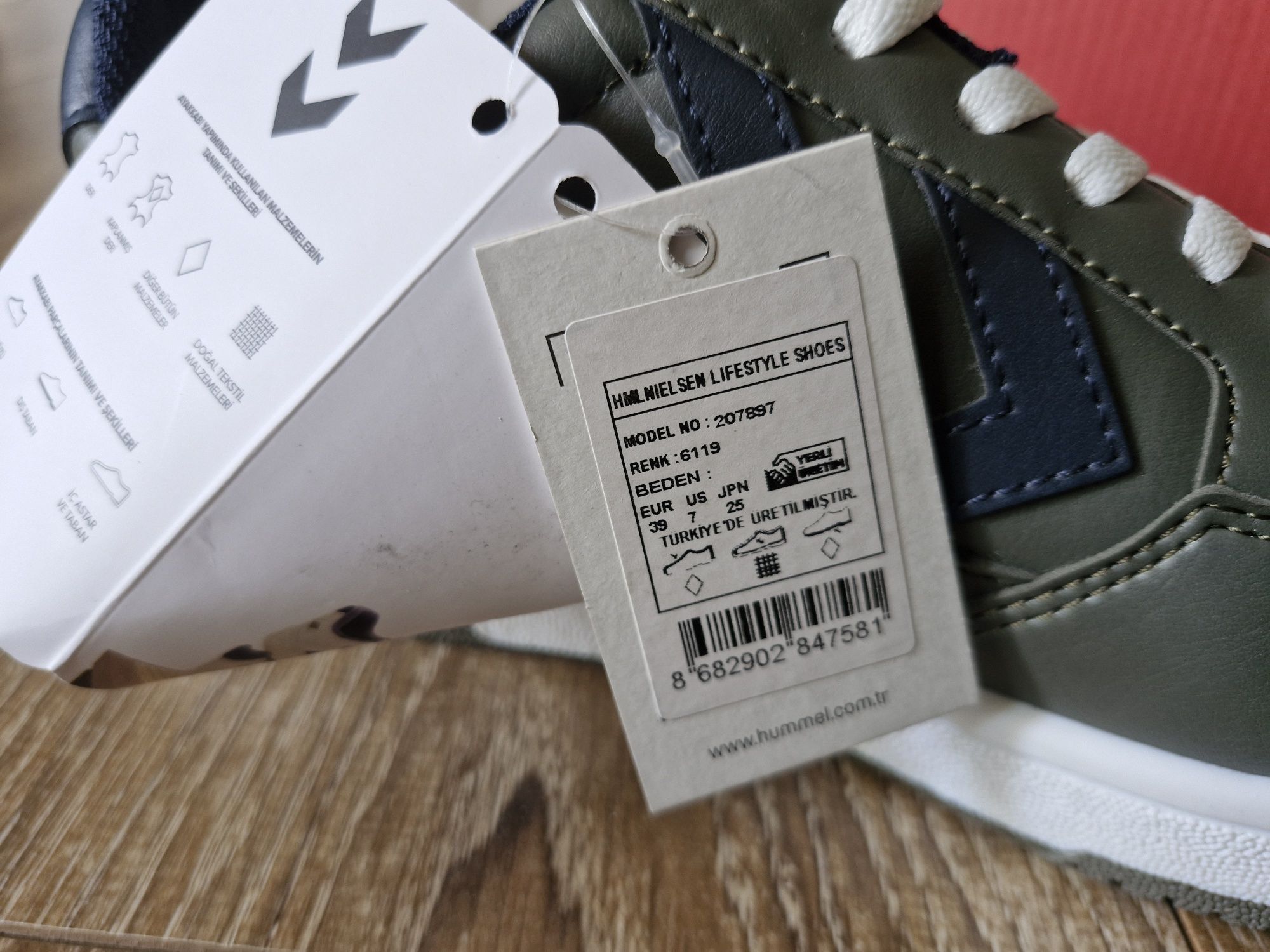 Buty Hummel rozmiar 39 Nowe z metką