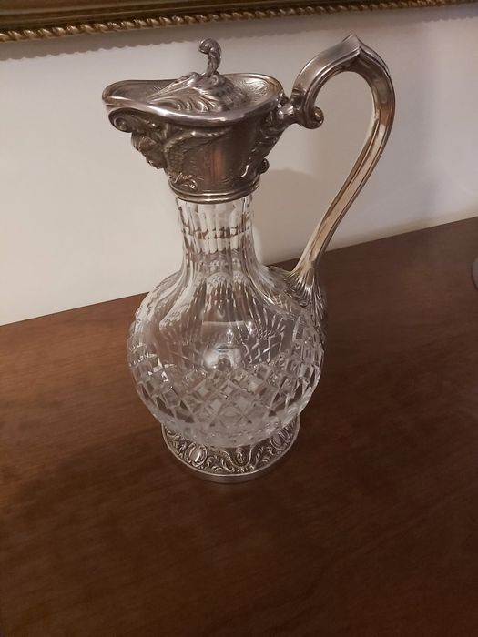 Jarro em cristal com topázio casquinha