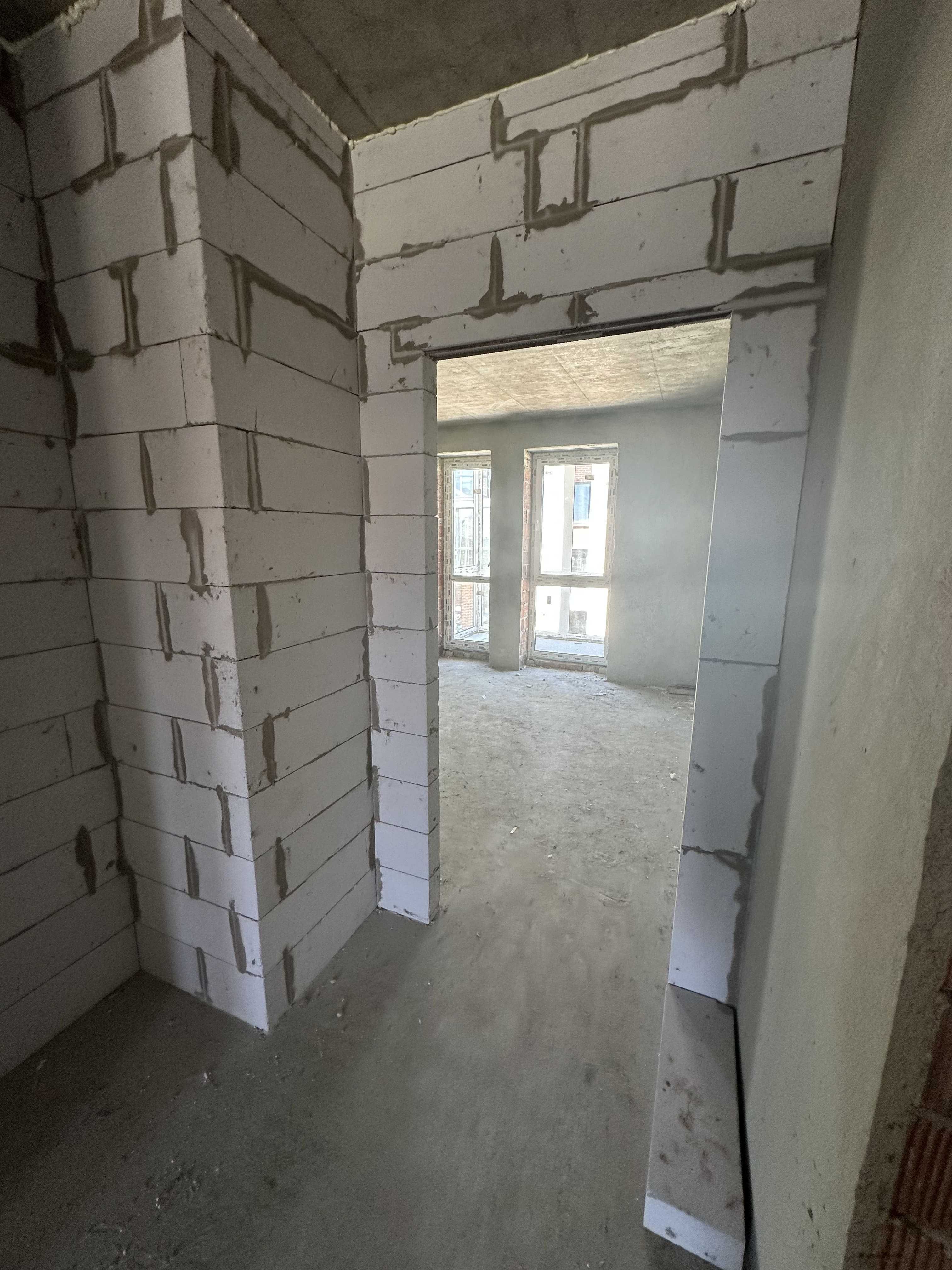 Продаж 2 кімнатна Винники 4 секція 2 поверх
