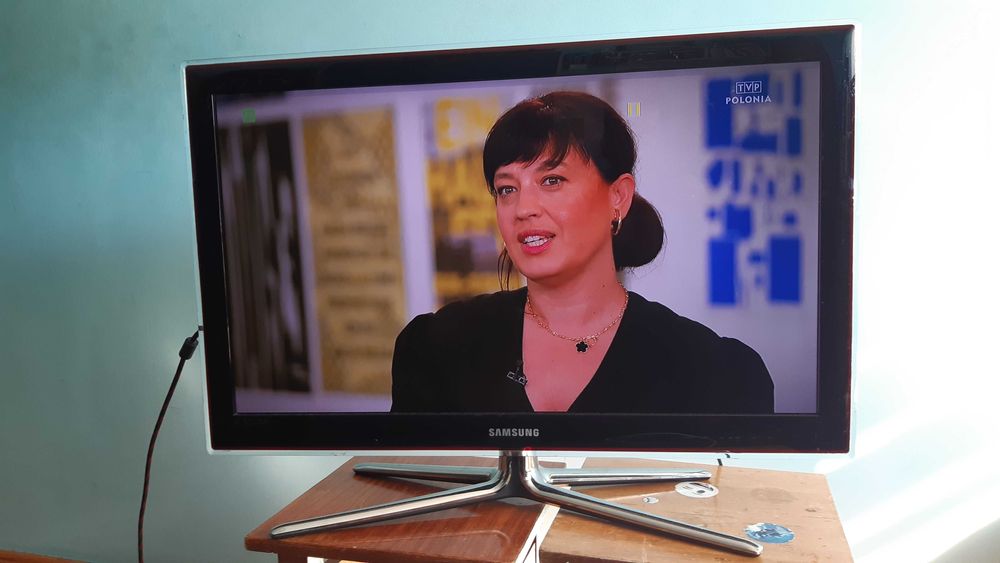 32" SAMSUNG UE32C5000QW , лед телевізор.