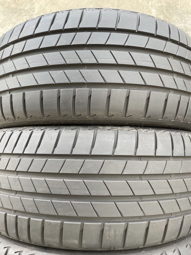 215/50/17 Bridgestone Turanza T005