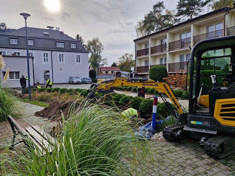 Usługi minikoparka 505#324#714