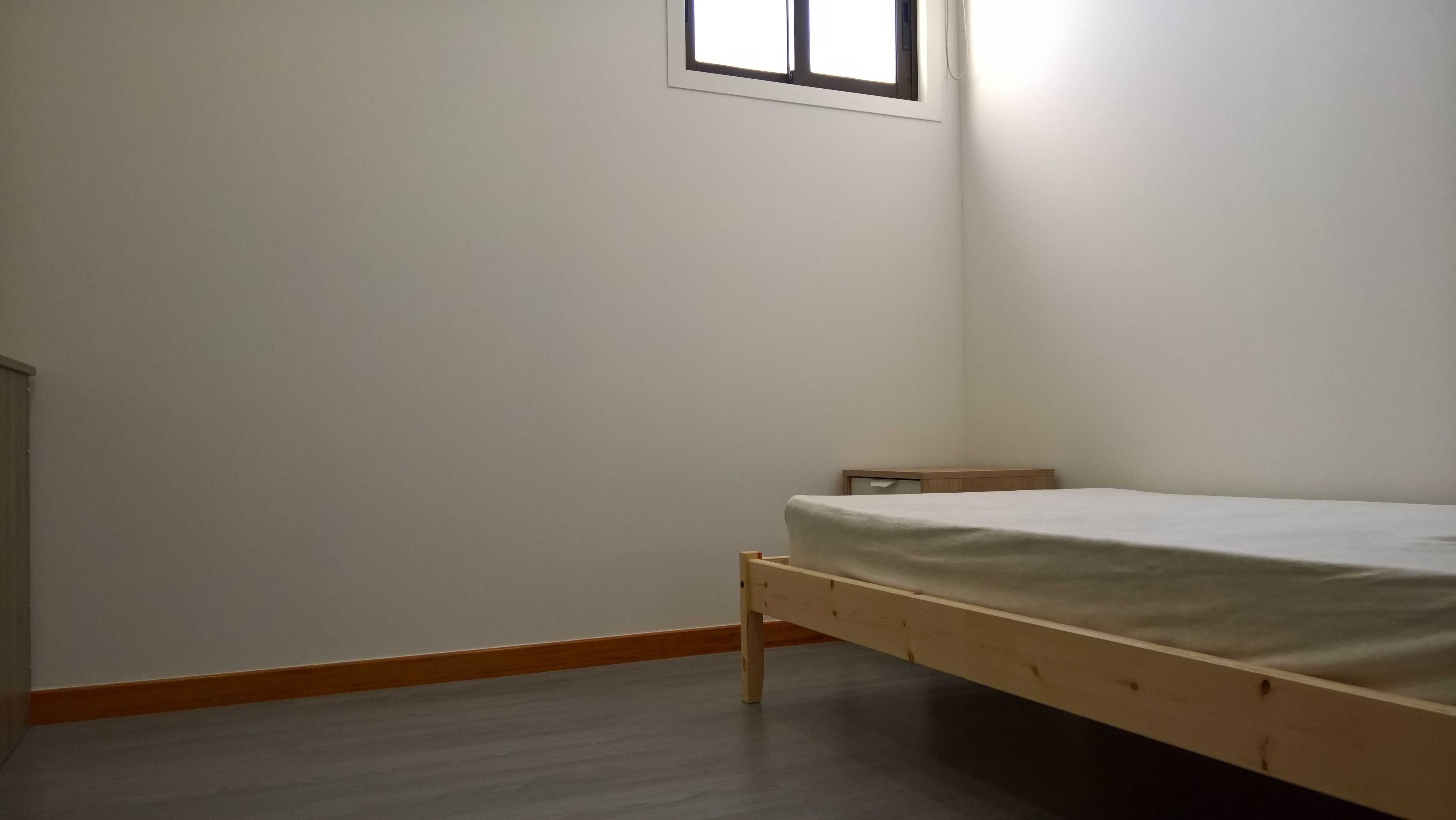 Quarto só homens não fumadores tudo incluído 10mnt Lisboa