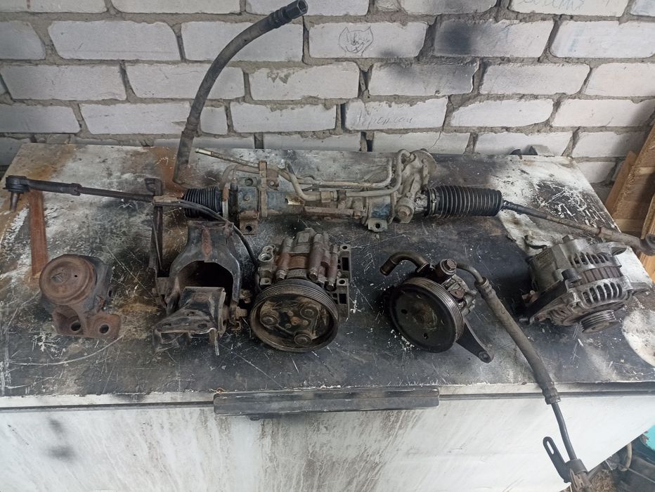 Рульова рейка мазда 626GE