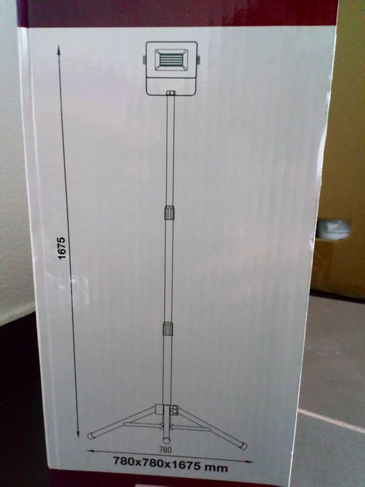 Projetor LED de trabalho c/ tripé de 50W